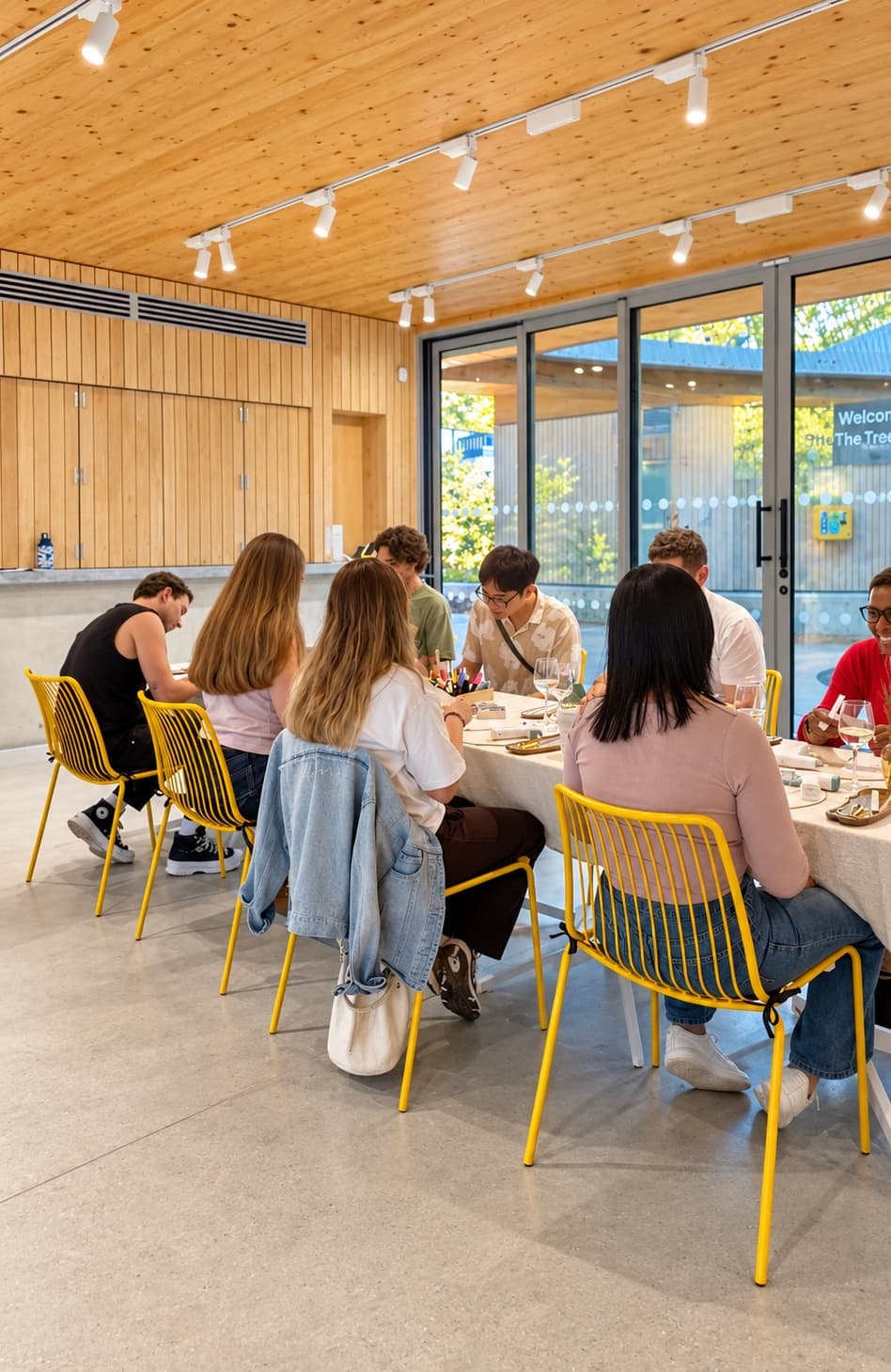 A team in a Fuera de Mapa session at a London venue